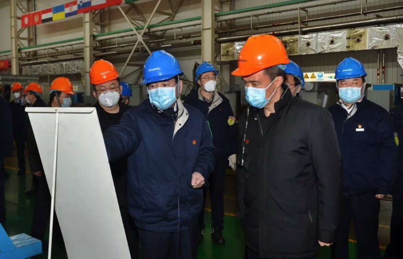 临潼区委副书记、代区长黄可深入永利集团调研安排疫情防控事情